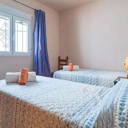 Nyaraló 3 Bedroom Stunning In Nerja