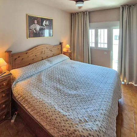 3 Bedroom Stunning In *