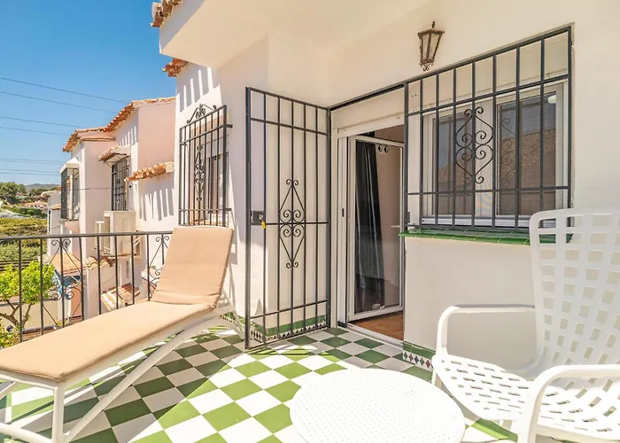 Сasa de vacaciones 3 Bedroom Stunning In Nerja